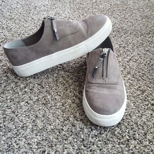 Madden girl slip on sneakers